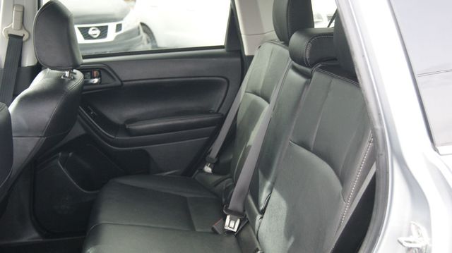 2014 Subaru Forester JUST SERVICED , VERY CLEAN INSIDE AND OUT  - 22801706 - 41