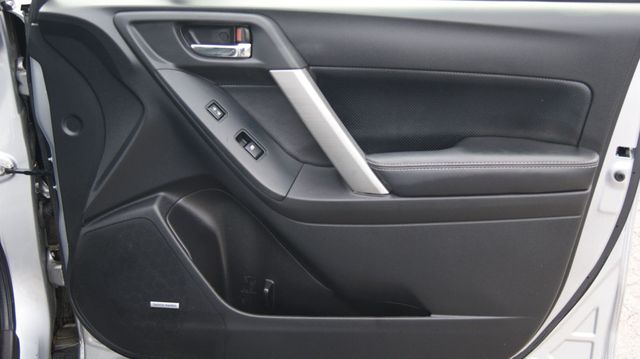 2014 Subaru Forester JUST SERVICED , VERY CLEAN INSIDE AND OUT  - 22801706 - 57