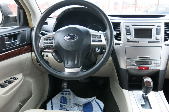 2014 Subaru Legacy 4dr Sedan H4 Automatic 2.5i Limited - 22967620 - 19