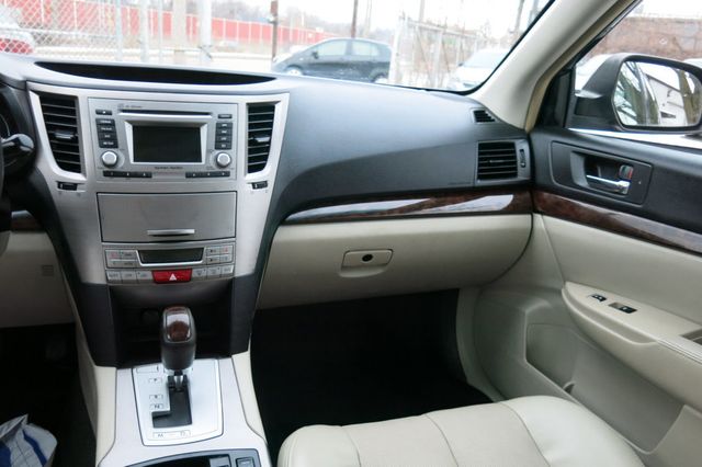 2014 Subaru Legacy 4dr Sedan H4 Automatic 2.5i Limited - 22967620 - 53