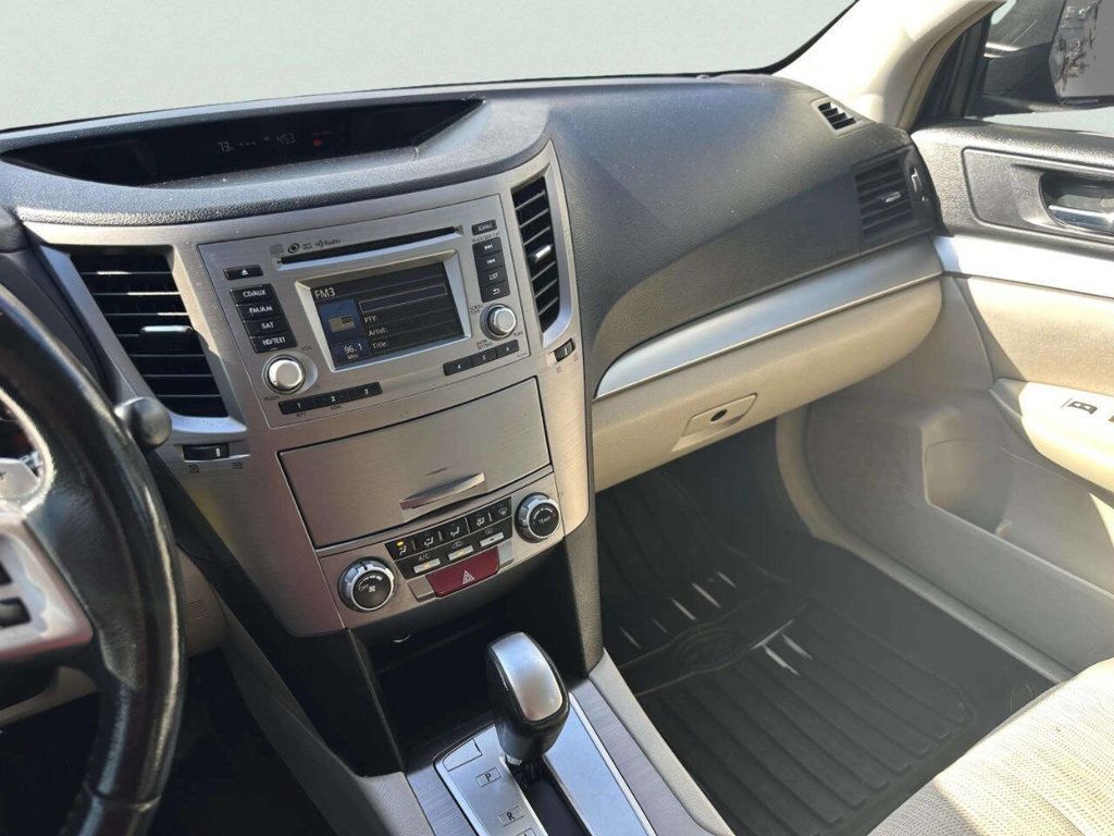 2014 Subaru Legacy 4dr Sedan H4 Automatic 2.5i Premium - 23040549 - 27