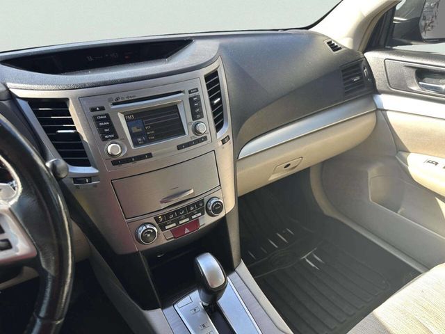 2014 Subaru Legacy 4dr Sedan H4 Automatic 2.5i Premium - 23040549 - 27