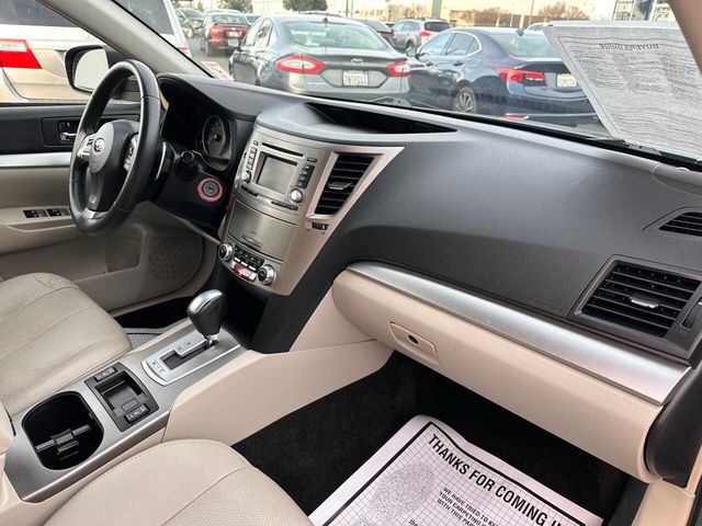 2014 Subaru Outback 2.5i Premium AWD 4dr Wagon CVT - 22979248 - 16