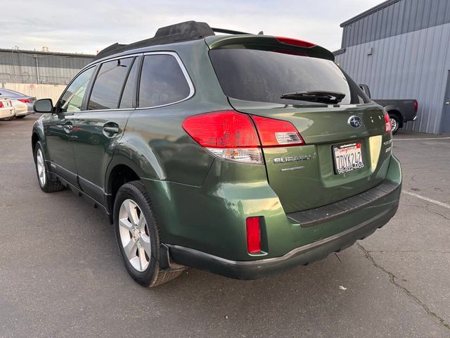 2014 Subaru Outback 2.5i Premium AWD 4dr Wagon CVT - 22979248 - 8
