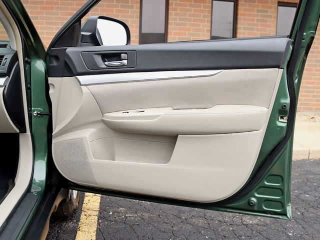 2014 Subaru Outback 4dr Wagon H4 Automatic 2.5i Premium - 22964014 - 23