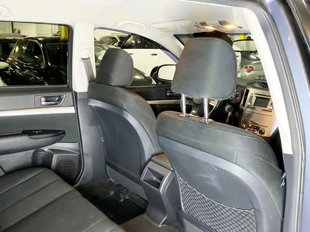 2014 Subaru Outback 4dr Wagon H4 Automatic 2.5i Premium - 22371976 - 30