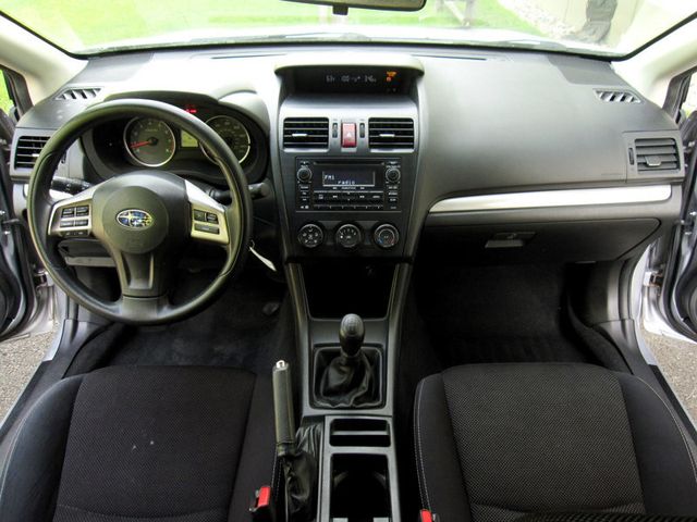 2014 Subaru XV Crosstrek 5dr Manual 2.0i Premium - 23022193 - 19