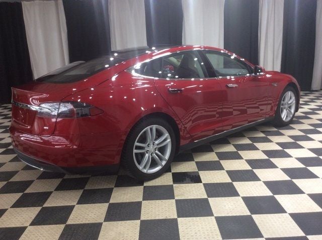 2014 Tesla Model S  - 22660805 - 5