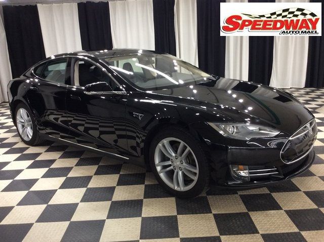 2014 Tesla Model S  - 22851826 - 0