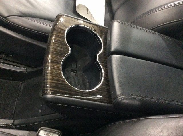 2014 Tesla Model S photo 17