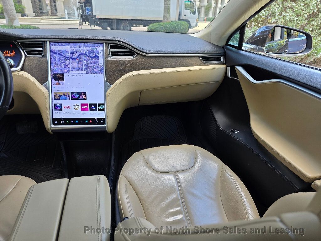 2014 Tesla Model S 85 photo 14