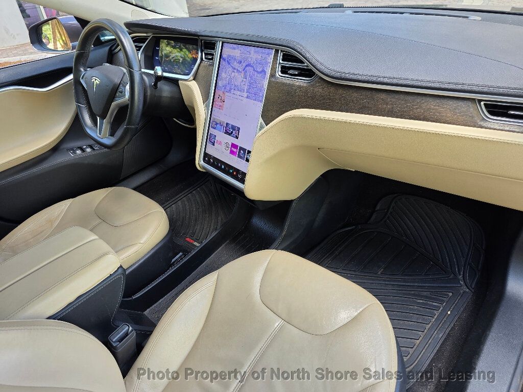 2014 Tesla Model S 85 photo 23
