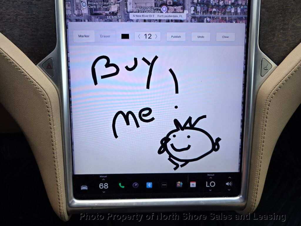 2014 Tesla Model S 85 photo 31