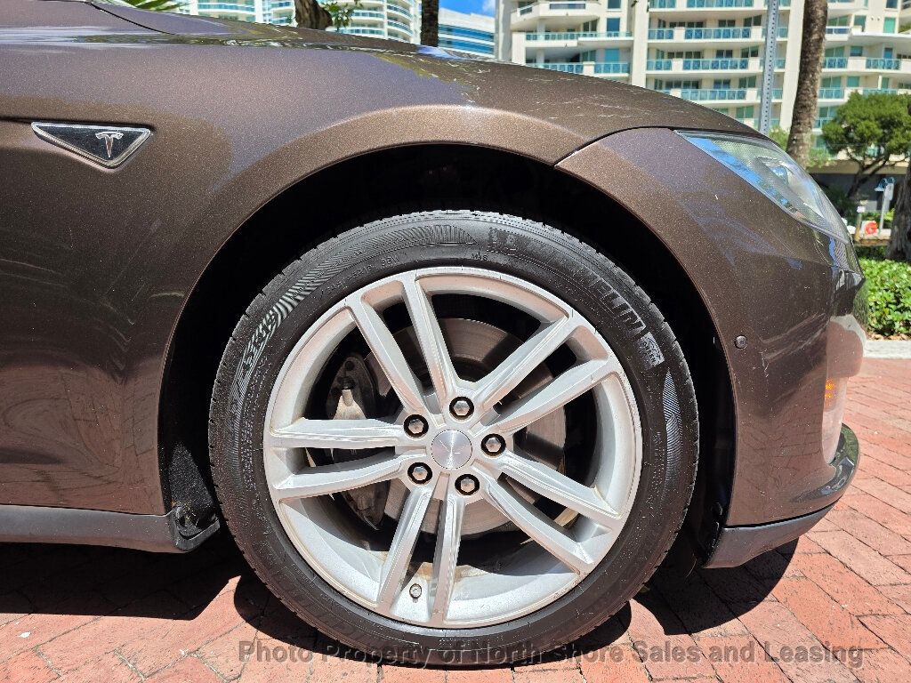 2014 Tesla Model S 85 photo 42