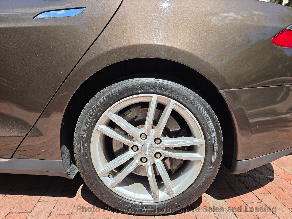 2014 Tesla Model S 85 photo 44