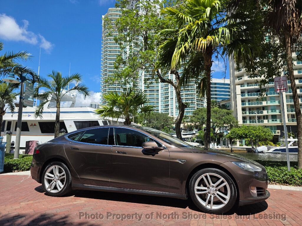 2014 Tesla Model S 85 photo 50
