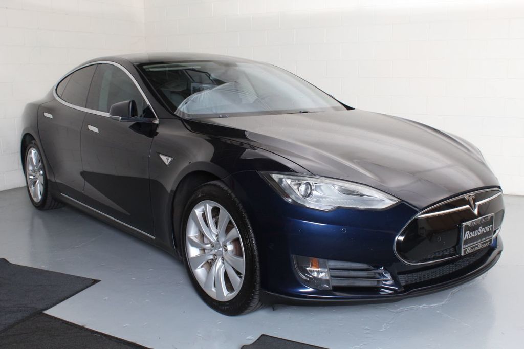 2014 Tesla Model S 4dr Sedan 85 kWh Battery - 20282375 | Video 1