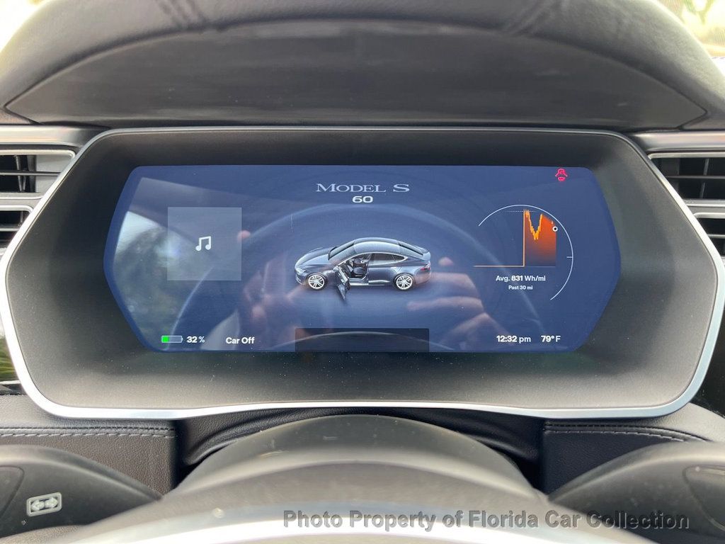 2014 Tesla Model S 60 Sedan Tech Package - 22246623 - 54