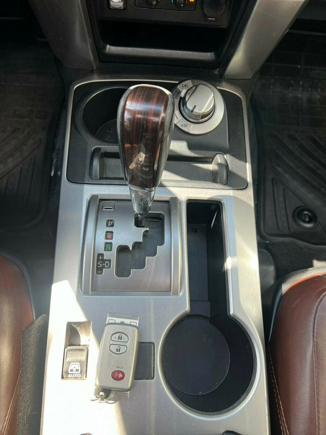 2014 Toyota 4Runner 4WD 4dr V6 SR5 - 22990494 - 26