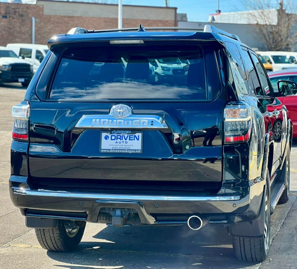 2014 Toyota 4Runner 4WD 4dr V6 SR5 - 22990494 - 34