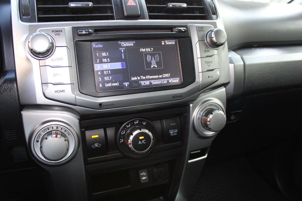 2014 Toyota 4Runner SR5 photo 16