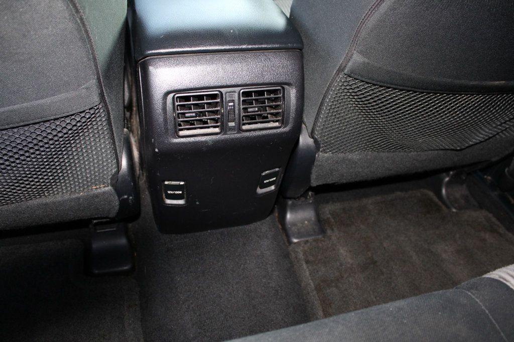 2014 Toyota 4Runner SR5 photo 23