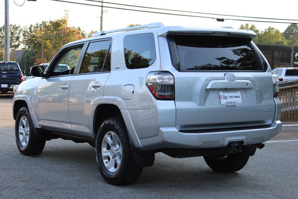 2014 Toyota 4Runner SR5 photo 6