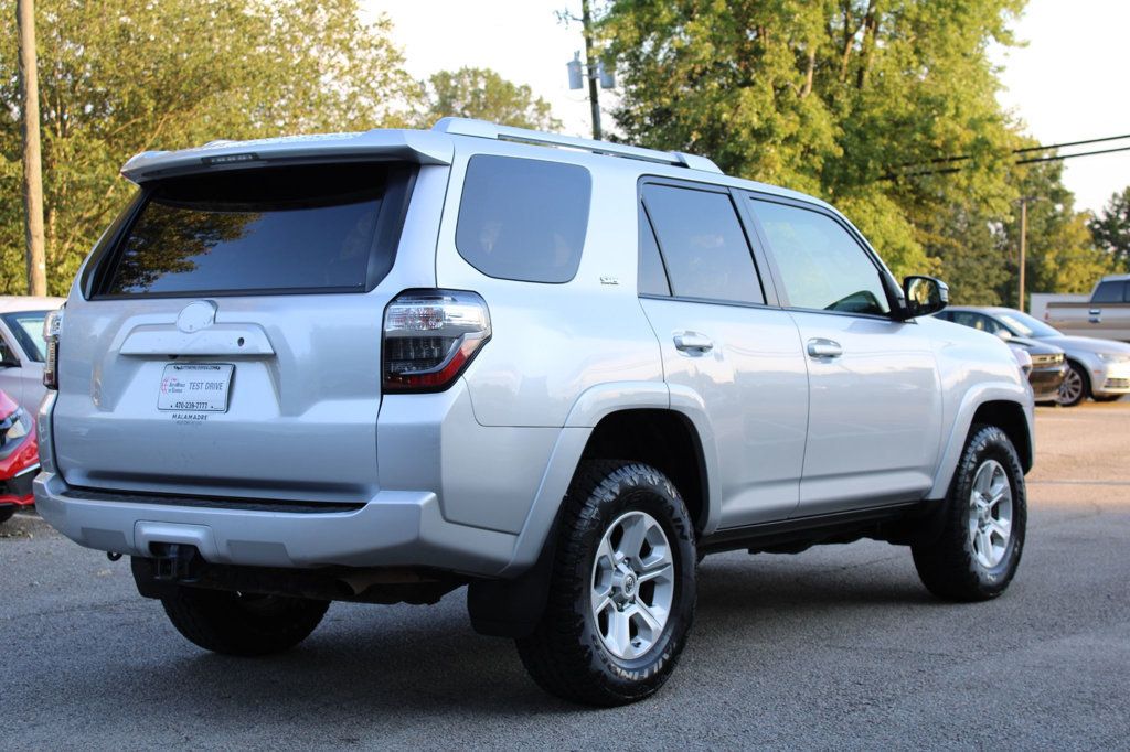 2014 Toyota 4Runner SR5 photo 8