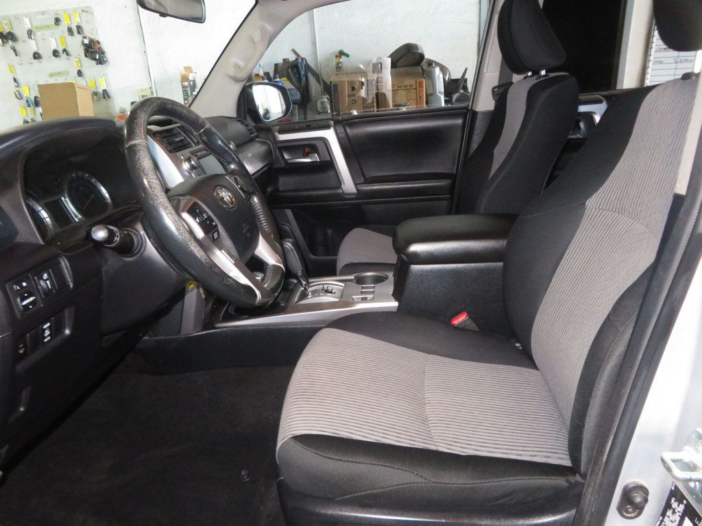 2014 Toyota 4Runner ARIZONA 1 OWNER SR5 4RUNNER LOW LOW MILES EXTAR CLEAN 4X4  - 22987761 - 16