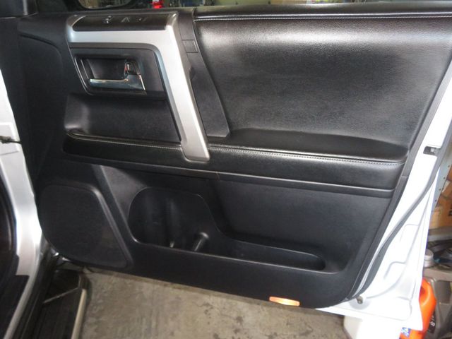 2014 Toyota 4Runner ARIZONA 1 OWNER SR5 4RUNNER LOW LOW MILES EXTAR CLEAN 4X4  - 22987761 - 30