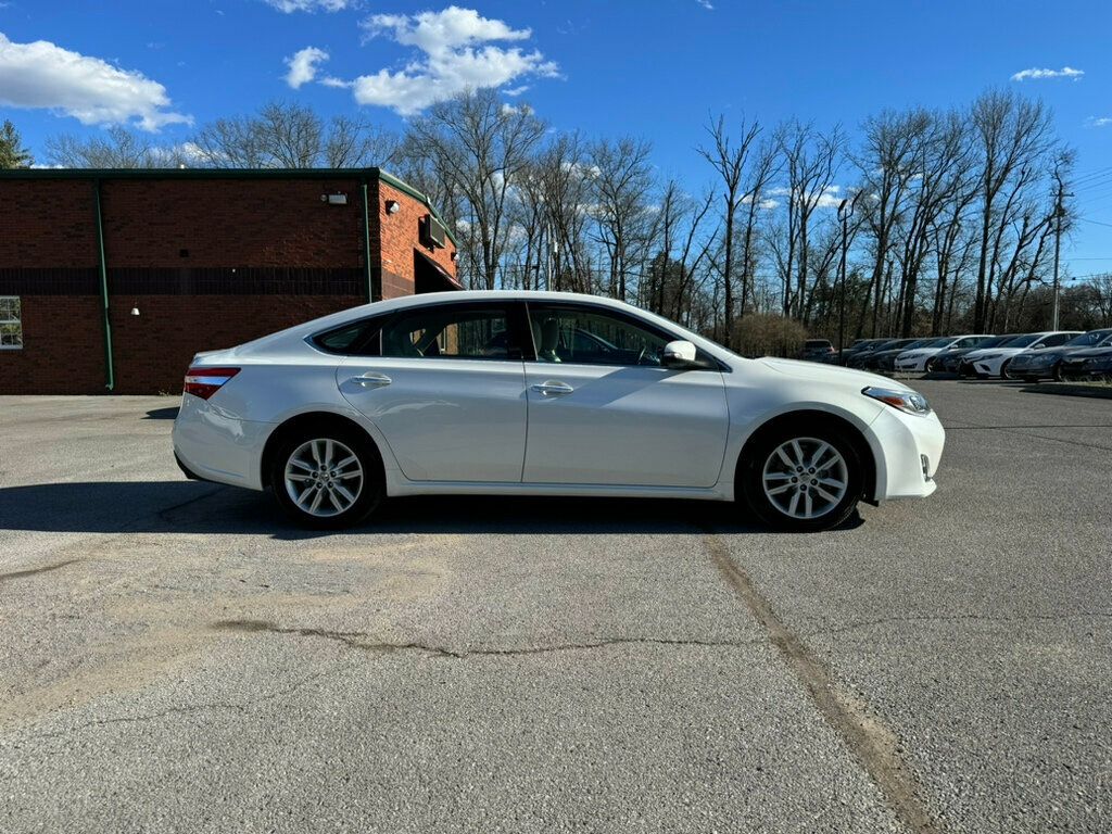 2014 Toyota Avalon 4dr Sedan XLE - 22784641 - 6