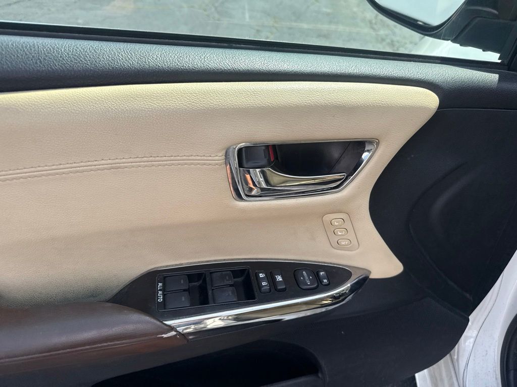2014 Toyota Avalon 4dr Sedan XLE Touring - 23048834 - 9