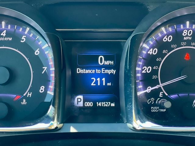 2014 Toyota Avalon Base - 22999259 - 19