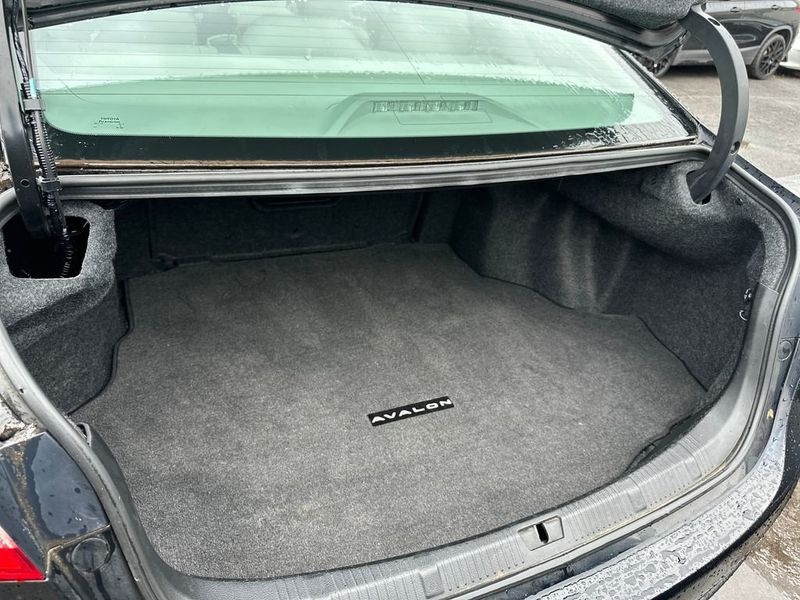 2014 Toyota Avalon XLE - 23011656 - 19