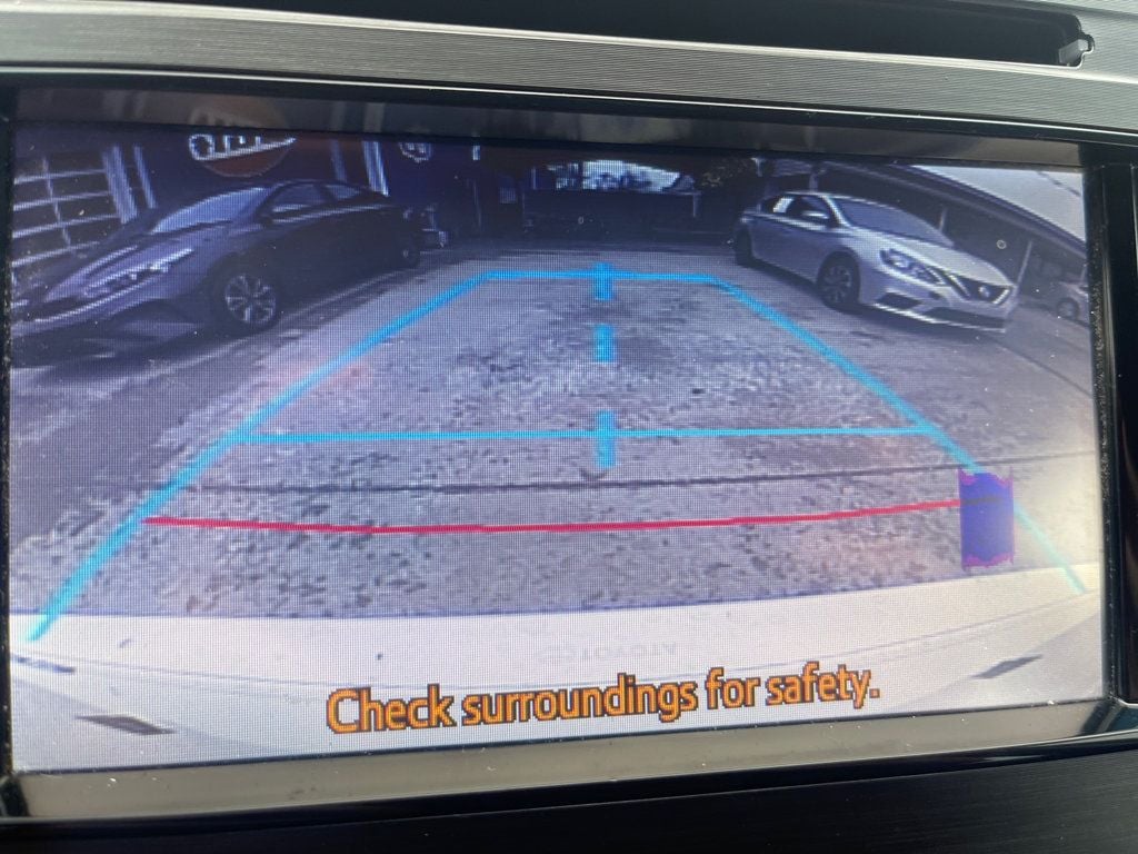 2014 Toyota Avalon Hybrid 4dr Sedan XLE Touring - 22999241 - 11