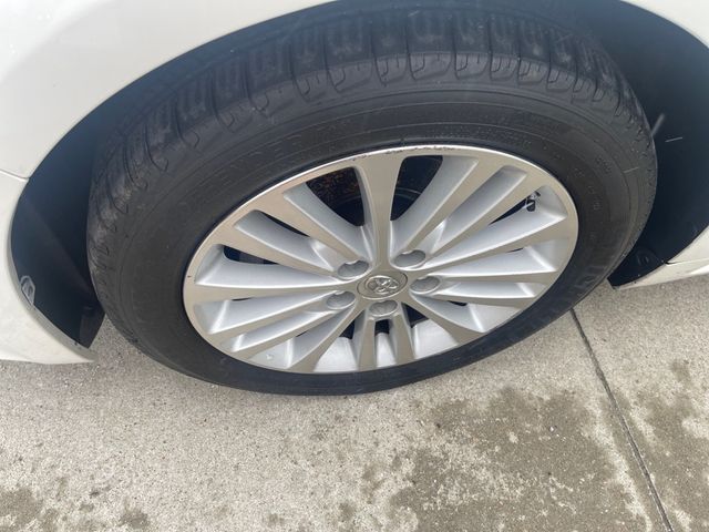 2014 Toyota Avalon XLE Touring Hybrid