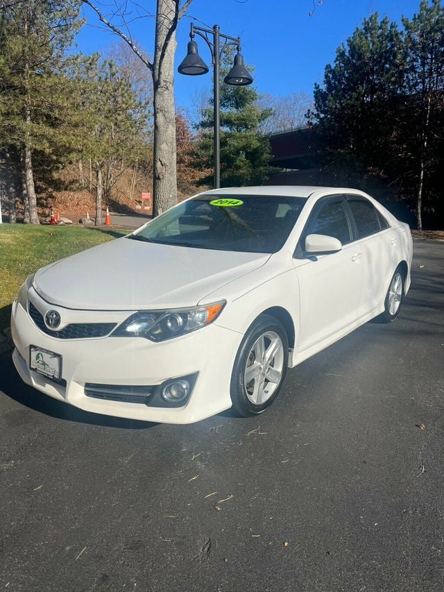 2014 Toyota Camry  - 22678813 - 0