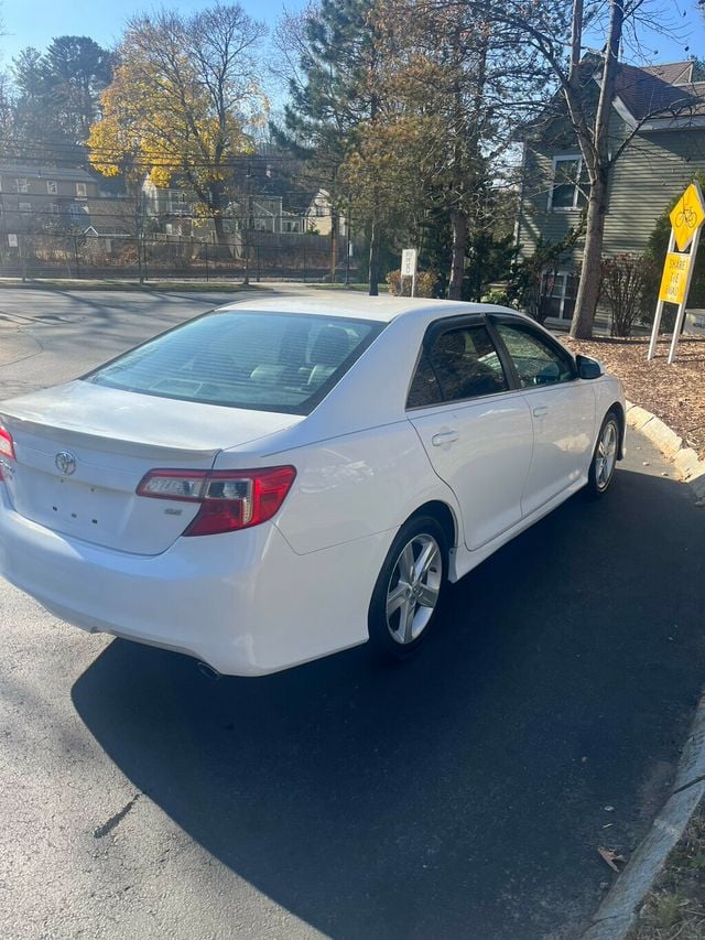 2014 Toyota Camry  - 22678813 - 3