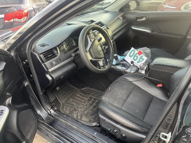 2014 Toyota Camry  - 22980692 - 2