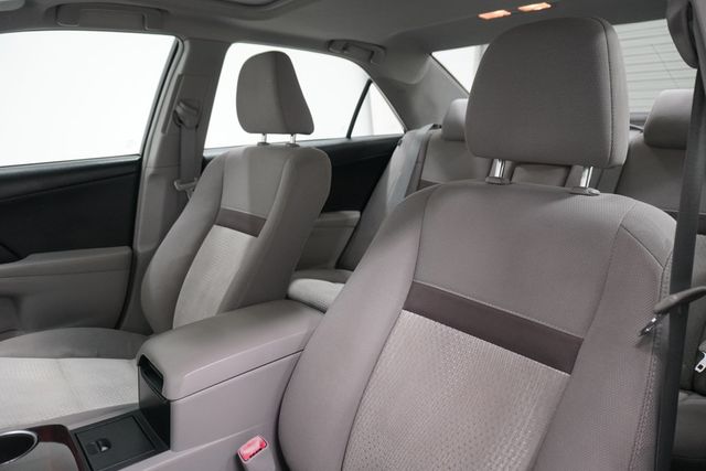 2014 Toyota Camry  - 22972006 - 9