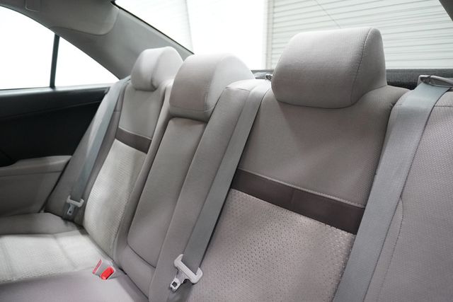 2014 Toyota Camry  - 22972006 - 11