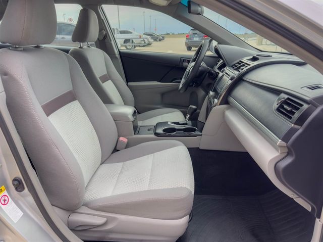 2014 Toyota Camry 2014.5 4dr Sedan I4 Automatic LE - 21964335 - 15