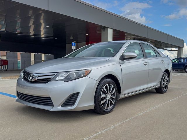 2014 Toyota Camry 2014.5 4dr Sedan I4 Automatic LE - 21964335 - 1