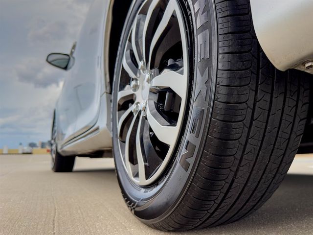 2014 Toyota Camry 2014.5 4dr Sedan I4 Automatic LE - 21964335 - 21