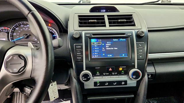 2014 Toyota Camry 2014.5 4dr Sedan I4 Automatic SE - 23089876 - 16