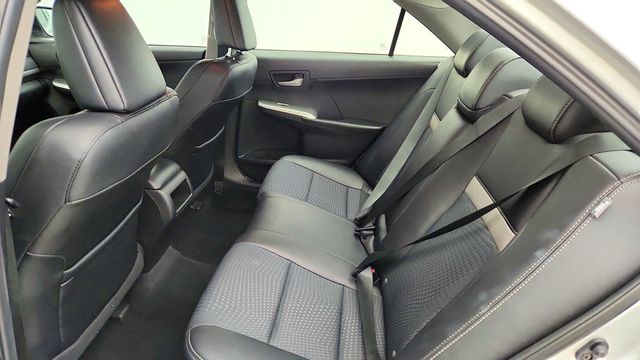 2014 Toyota Camry 2014.5 4dr Sedan I4 Automatic SE - 23089876 - 18