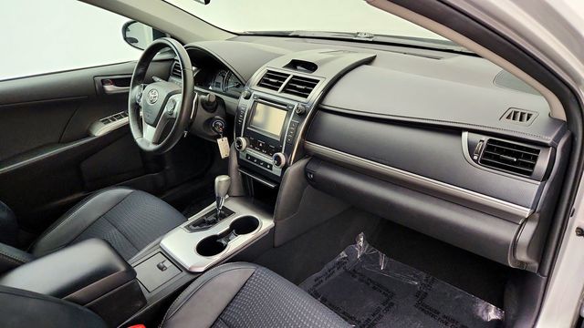 2014 Toyota Camry 2014.5 4dr Sedan I4 Automatic SE - 23089876 - 22