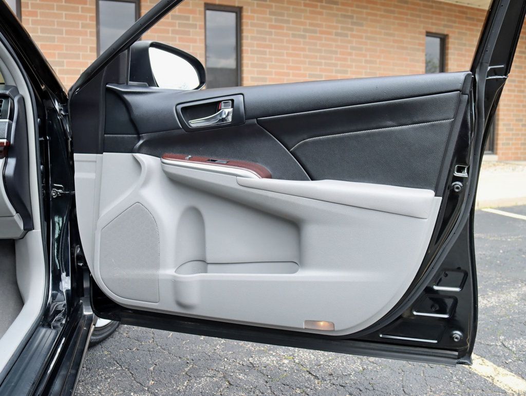 2014 Toyota Camry 2014.5 4dr Sedan I4 Automatic XLE - 23023524 - 27