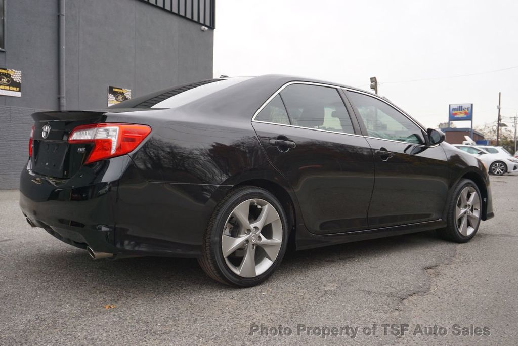 2014 Toyota Camry 2014.5 4dr Sedan V6 Automatic SE NAVI REAR CAM SUNROOF HOT SEATS - 22208744 - 6