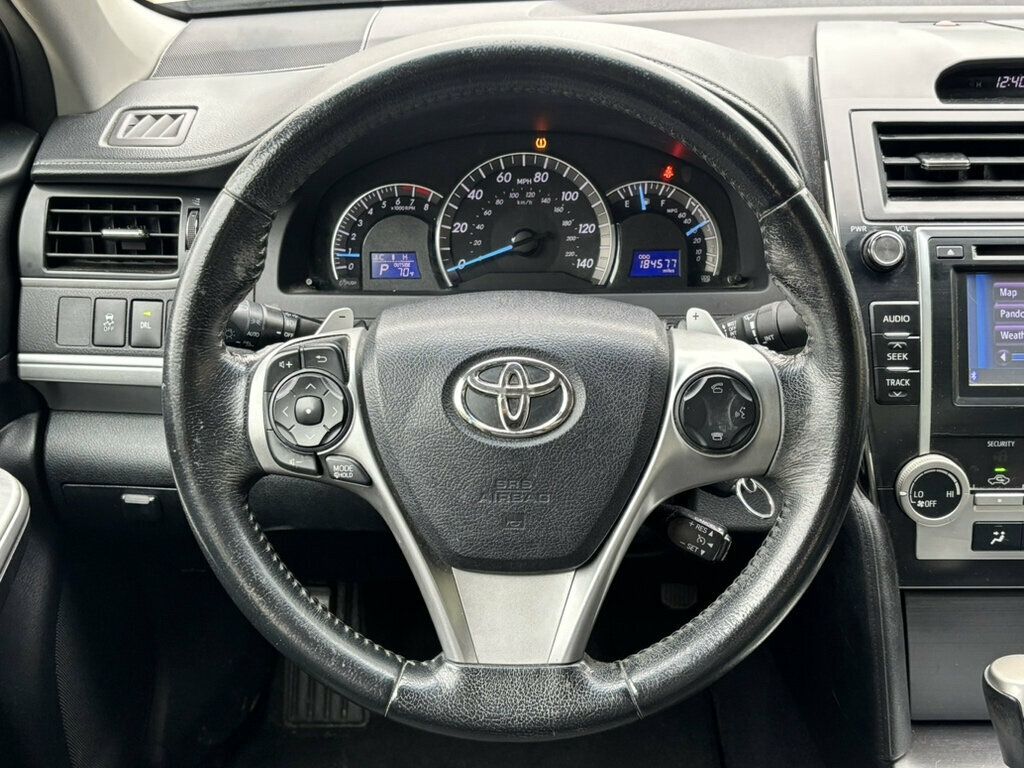 2014 Toyota Camry 2014 Toyota Camry SE - 23085429 - 25